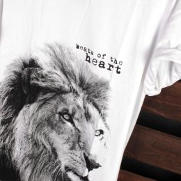 T-shirt Lion - Beats of the heart |biele